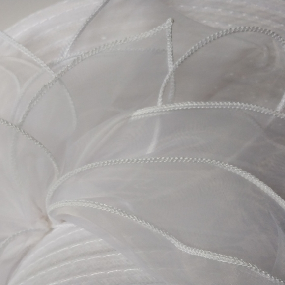 White Organza Hat by Forbusite - Picture 7 of 15